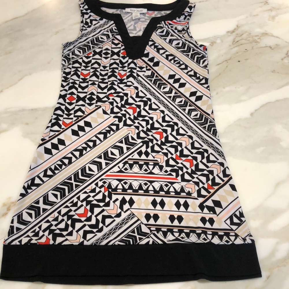 White House Black Market multicolored tunic.